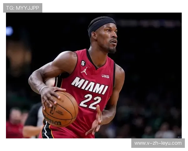 巴特勒转身中投再中，热火拉开两位数差距